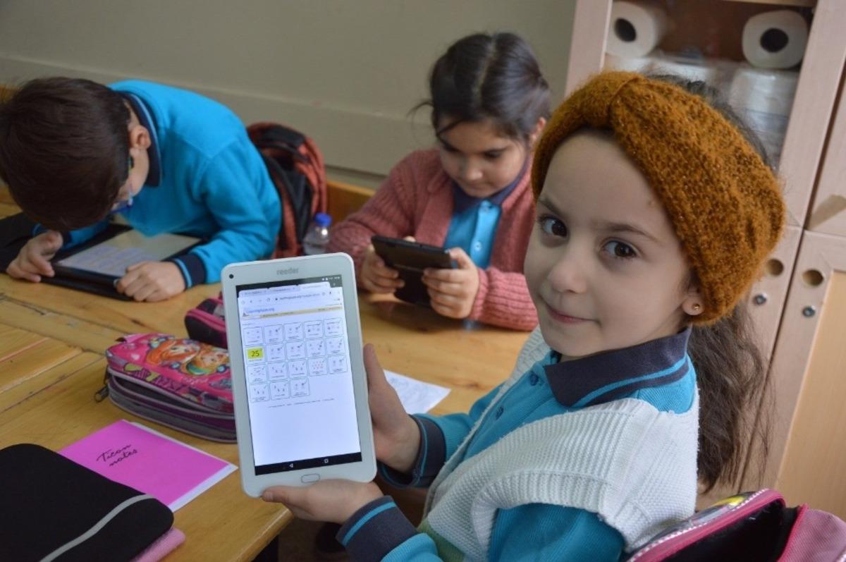 İlkokulda tabletli eğitim
