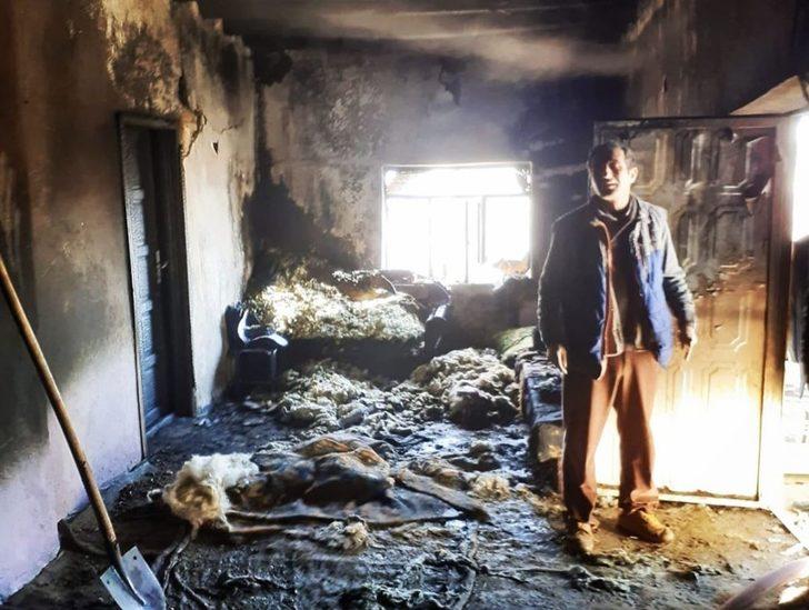 Gürpınar’da ev yangını G2