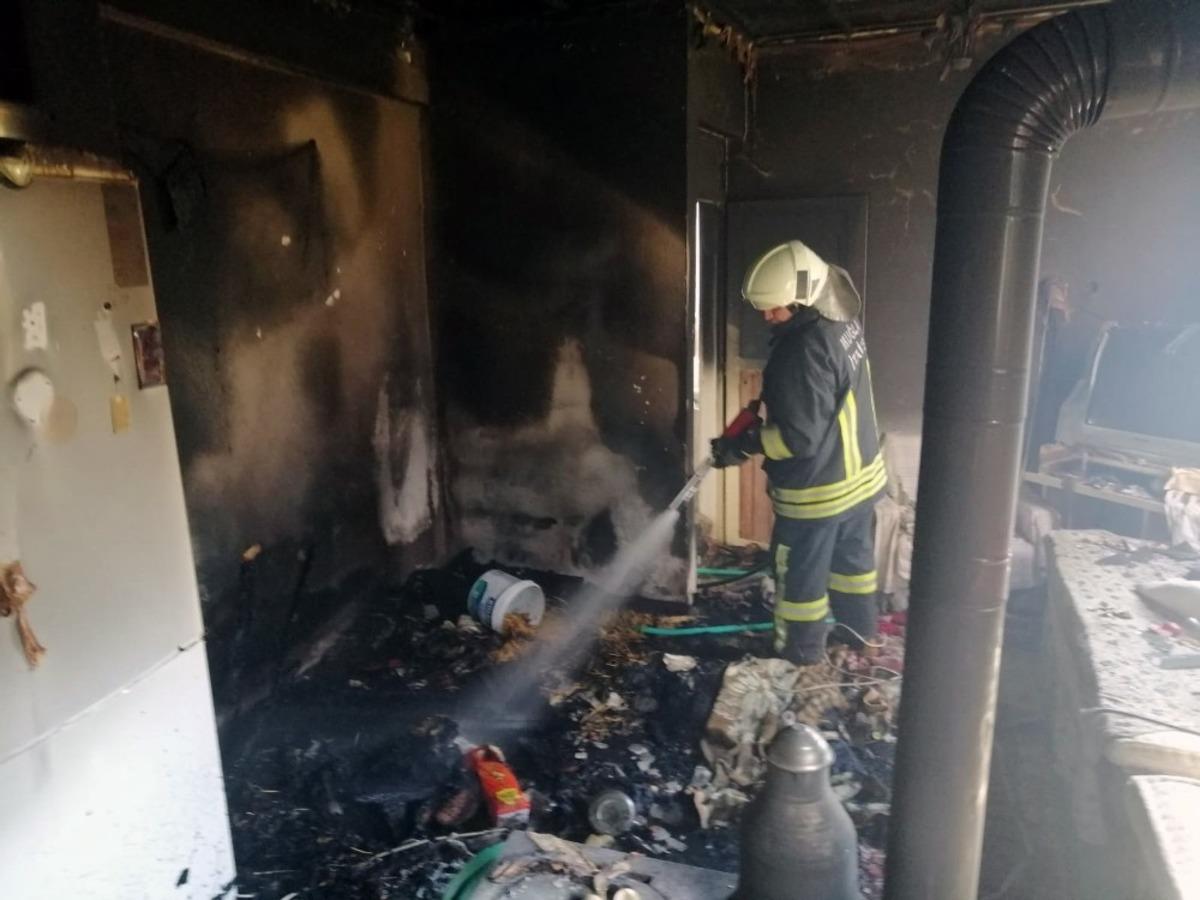 Seydikemer&rsquo;de ev yangını