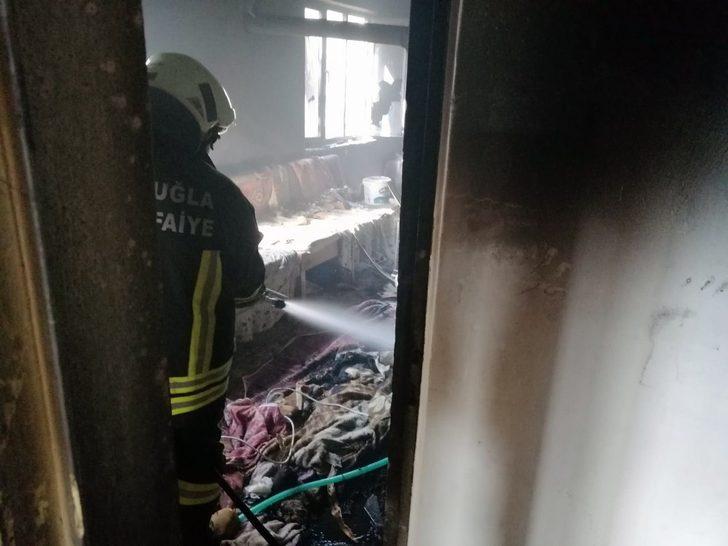 Seydikemer’de ev yangını G3