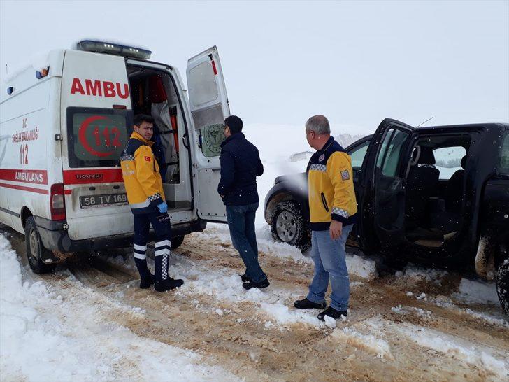 Kardan kapanan köy yolu kanser hastası için açıldı G2