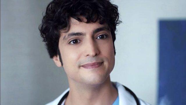 Mucize Doktor'un Ali Vefa'sı Taner Ölmez'den sevgilisiyle tatil pozu