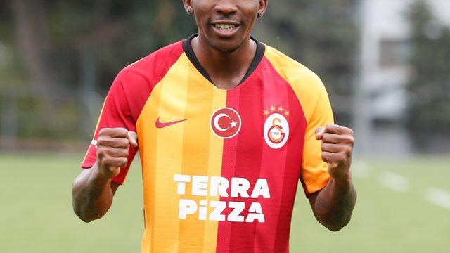 Galatasaray, Onyekuru'nun sıtma hastalığına yakalandığını açıkladı
