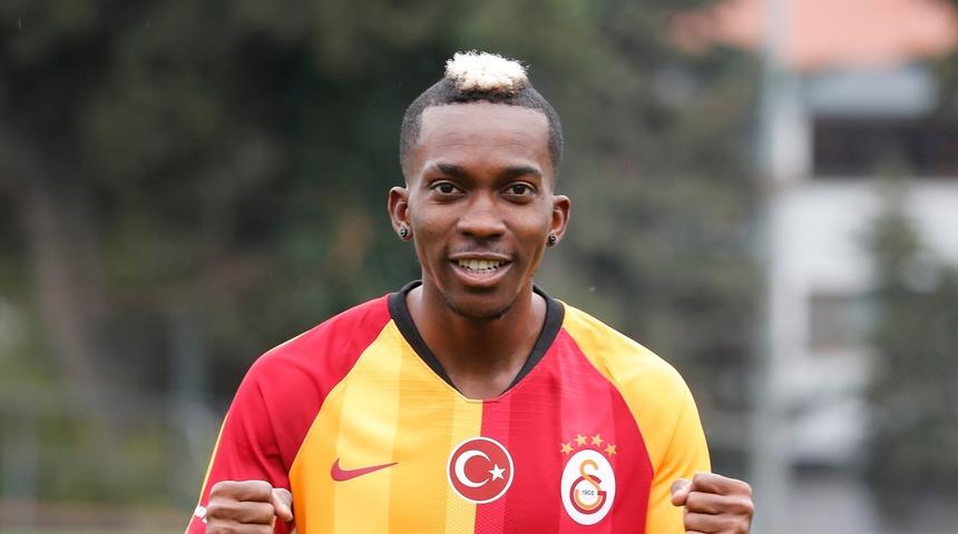Galatasaray, Onyekuru'nun sıtma hastalığına yakalandığını açıkladı
