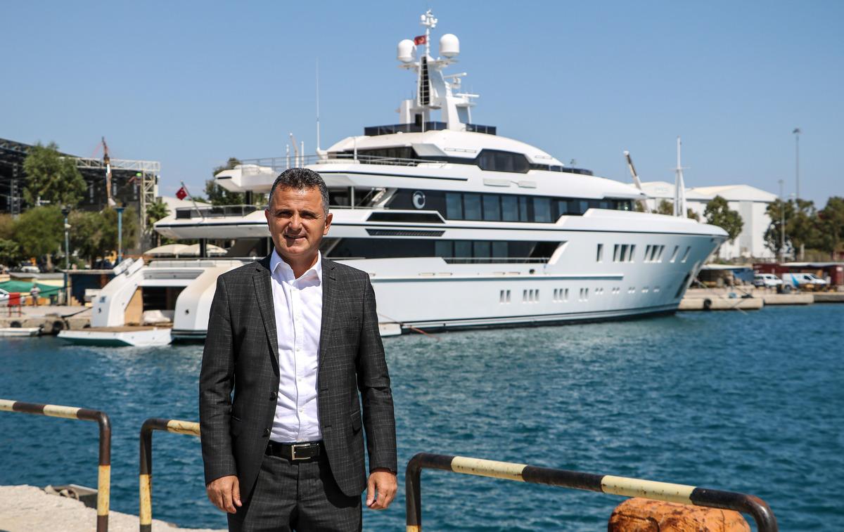 S&uuml;perl&uuml;ks yat geliri, 1 milyar 169 milyon dolara &ccedil;ıktı
