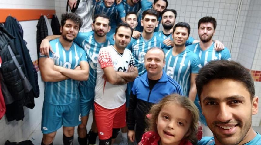 Melikgazi Belediyespor şampiyonluğa koşuyor