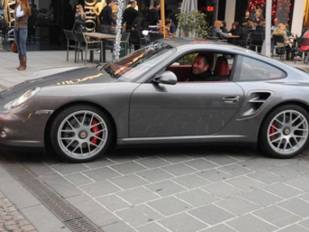 Cem Yılmaz'da yok yok