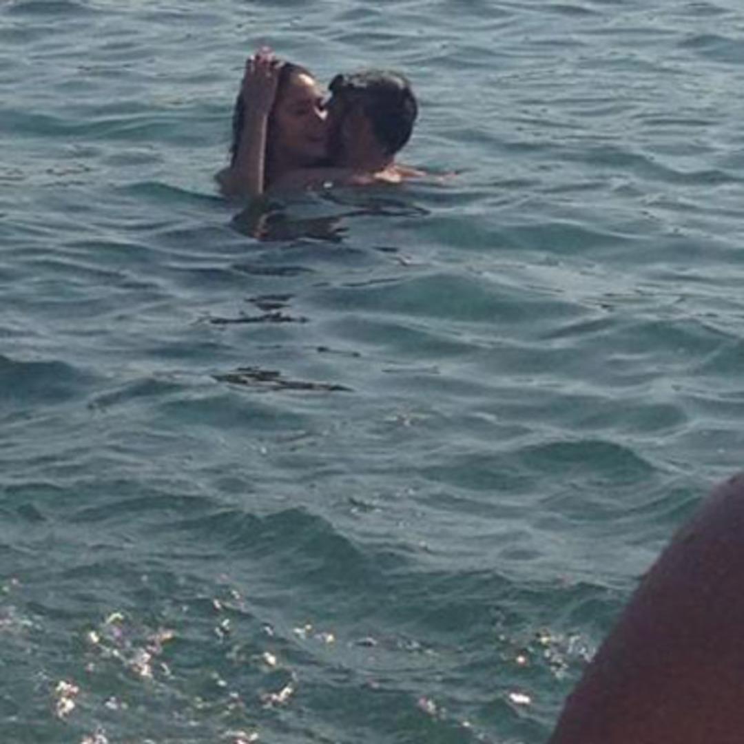 &Ccedil;eşme'de s&uuml;rpriz aşk