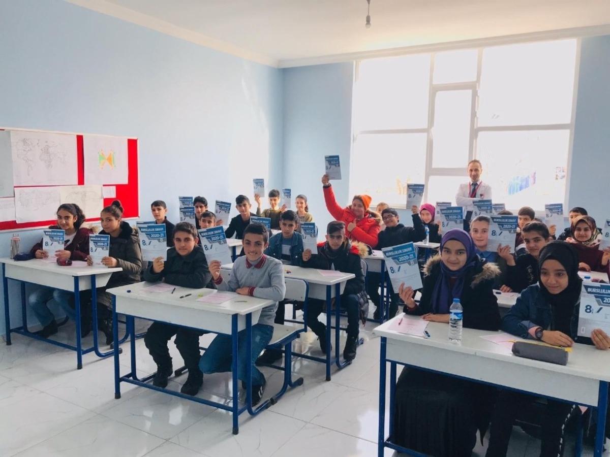&Ccedil;&ouml;z&uuml;m Kolejinde bursluluk sınavı heyecanı