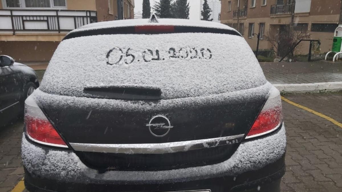 Bilecik&rsquo;e yılın ve mevsimin ilk karı yağdı