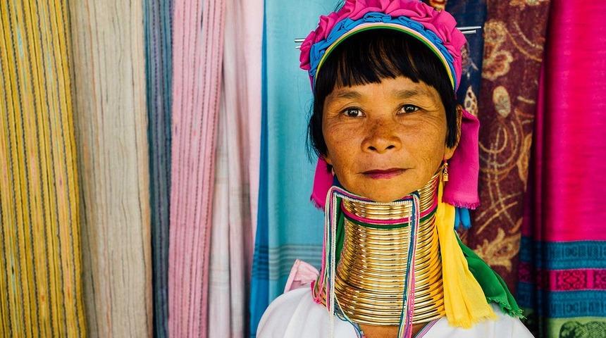 Her sabah boyun ağrısıyla kalkıyorsanız...