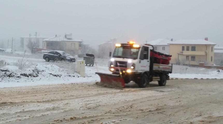 Bilecik belediyesi karla mücadele çalışmaları başladı