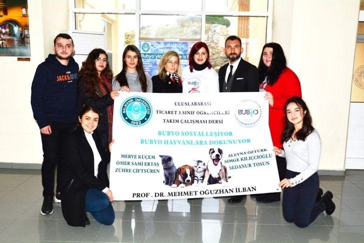 Burhaniye’de Üniversiteliler hayvan sevgisi aşılıyor G2