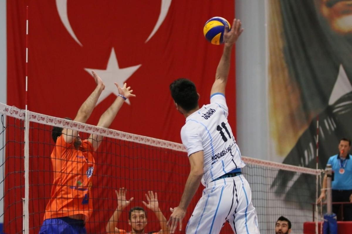 Kağıtspor&rsquo;dan voleybol ve basketbolda 2 başarı