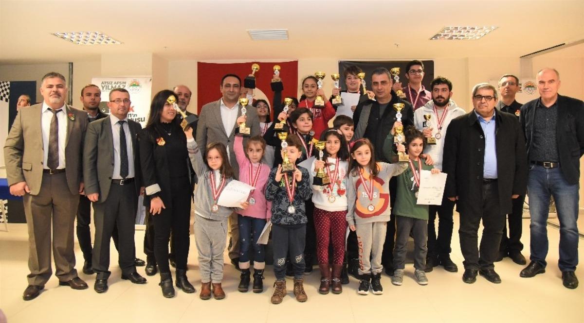 Kurtuluş Kupası Satran&ccedil; Turnuvasına 9 ilden 153 sporcu katıldı