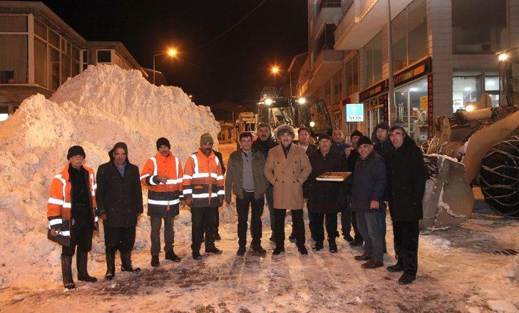 Ahlat Belediyesinden karla mücadele çalışması G4