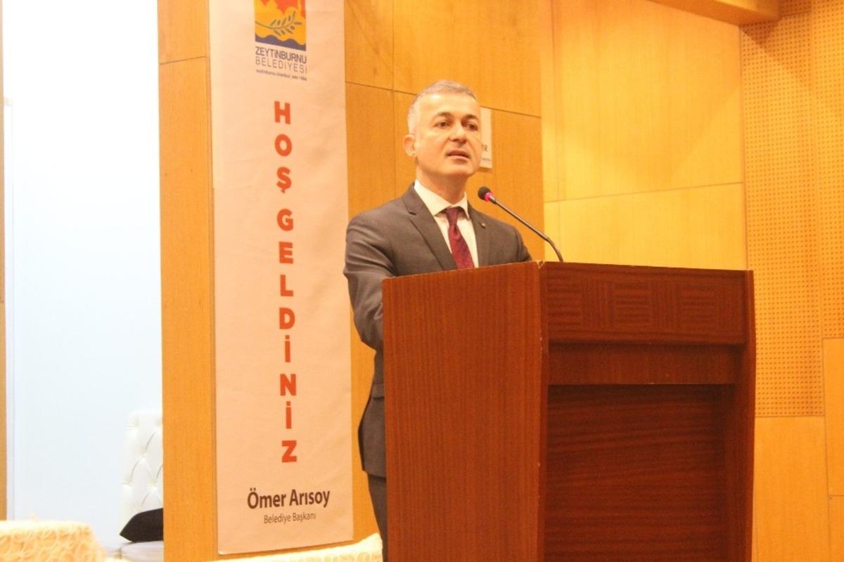 Zeytinburnu&rsquo;nda 50 rehbere il&ccedil;enin turizm değerleri anlatıldı