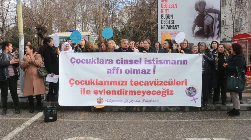 Kadın platformu &ccedil;ocuk istismarlarına tepki g&ouml;sterdi