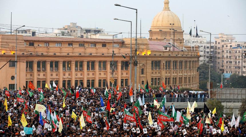 ABD-İran krizinde Pakistan kararını verdi!