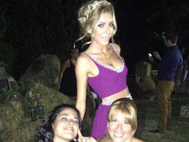 Sinem Kobal eridi G4