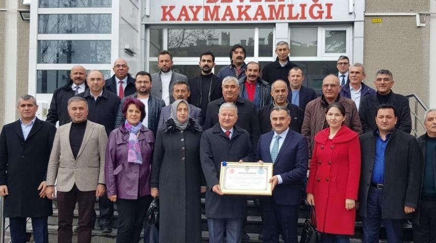 2020&rsquo;nin İlk Kararında Kaymakam Duru&rsquo;ya Fahri Hemşerilik Beratı Verildi