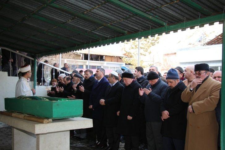 AK Parti eski Milletvekili Deligöz’ün baba acısı G2