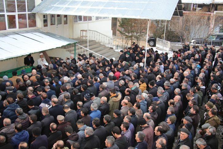 AK Parti eski Milletvekili Deligöz’ün baba acısı G3