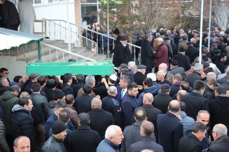 AK Parti eski Milletvekili Deligöz’ün baba acısı G5