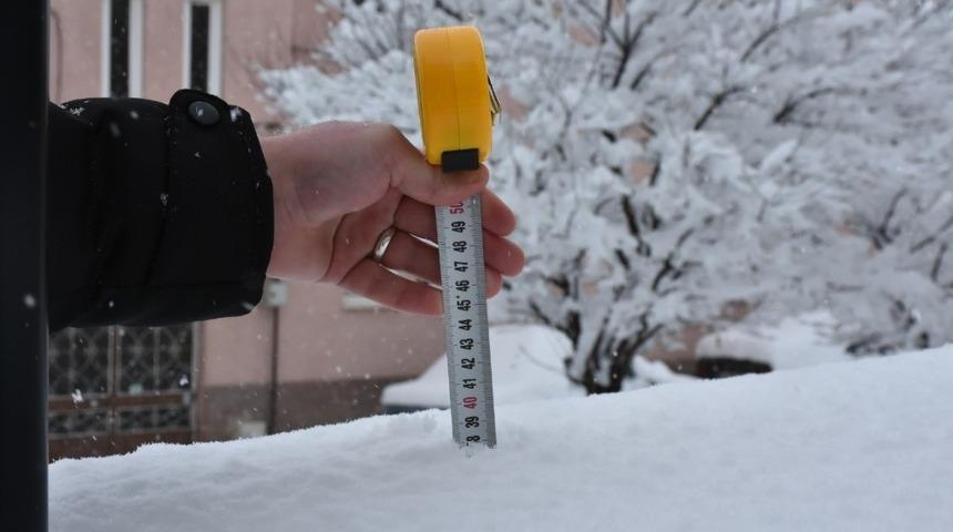 İnönü’de kar kalınlığı 40 santimetreyi buldu