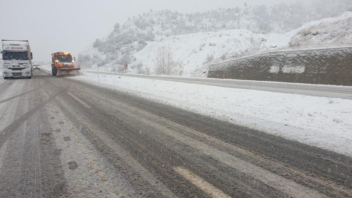 S&uuml;r&uuml;c&uuml;ler Ankara yolunda kara hazırlıksız yakalandı