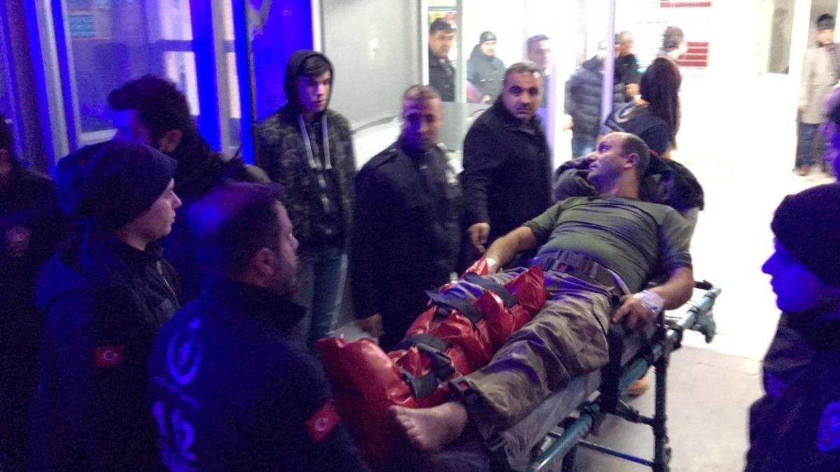 Korucu n&ouml;bet sırasında cinnet getirip arkadaşlarına ateş a&ccedil;tı!