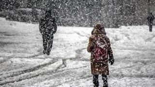 Karabük'te kardan kapanan 99 köy yolu ulaşıma açıldı