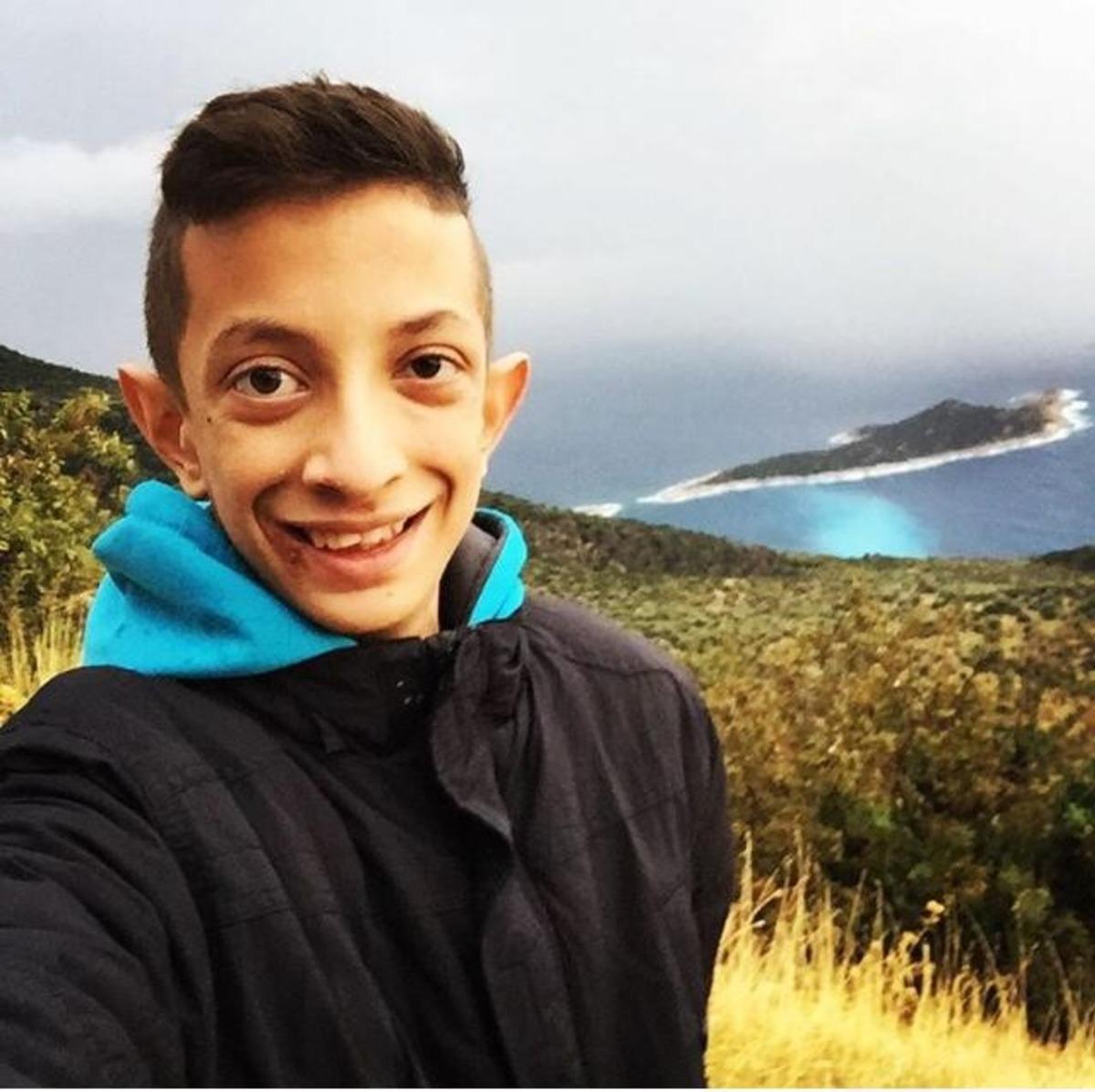 18 yaşındaki Osman Melik evde &ouml;l&uuml; bulundu!