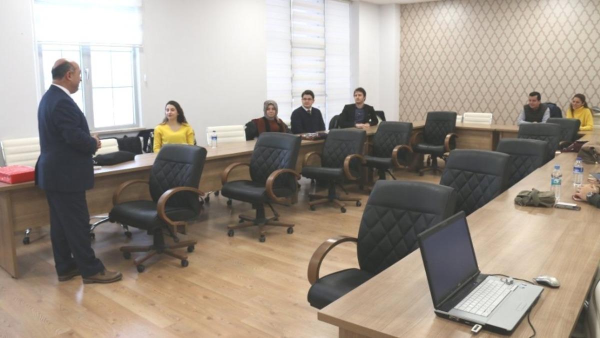 K&uuml;tahya&rsquo;da rehber &ouml;ğretmenlere psikososyal destek eğitimi