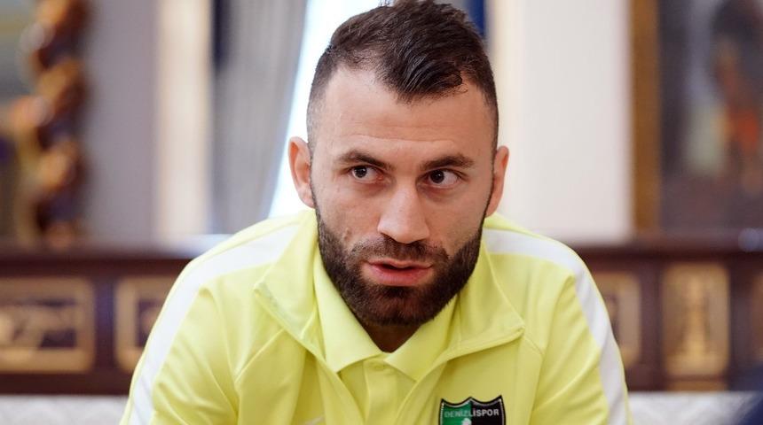 Mustafa Yumlu'dan Türkiye'yi ağlatan Mehmetçik sözleri