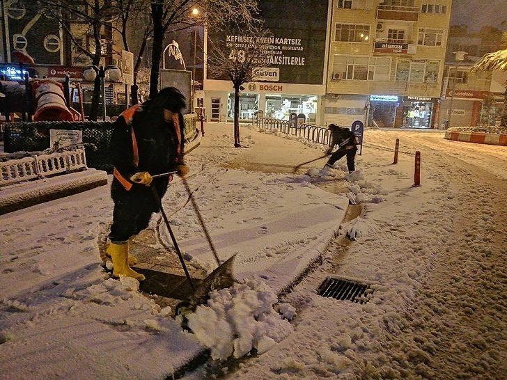 Çanakkale’de kar okulları tatil ettirdi G1