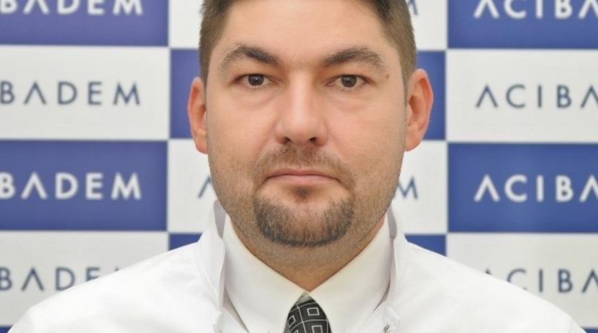 İ&ccedil; Hastalıkları Uzmanı Dr. Baki Eker: &ldquo;Kemik ve kas ağrılarının nedeni D vitamini eksikliği olabilir&rdquo;