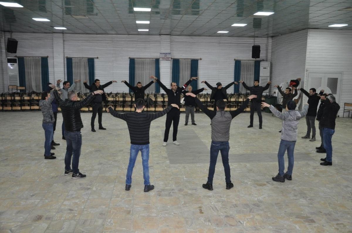 Y&ouml;resel halk oyunları kursuna ilgi
