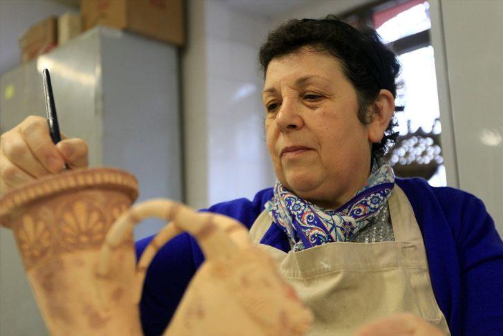 Anadolu medeniyetlerinin eserlerini seramikle geleceğe taşıyorlar G1