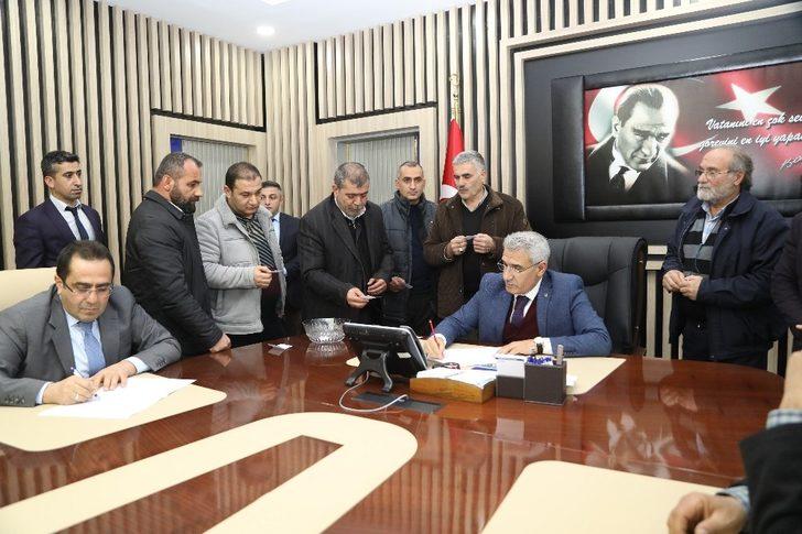 Esnaflara geçici konteyner dükkanlar oluşturuldu G1