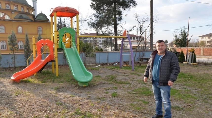 Hendek Belediyesinin hizmetlerine muhtardan teşekk&uuml;r