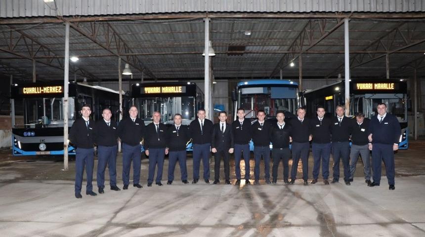 Ak&ccedil;akoca&rsquo;da otob&uuml;s şof&ouml;rlerine tek tip kıyafet uygulaması