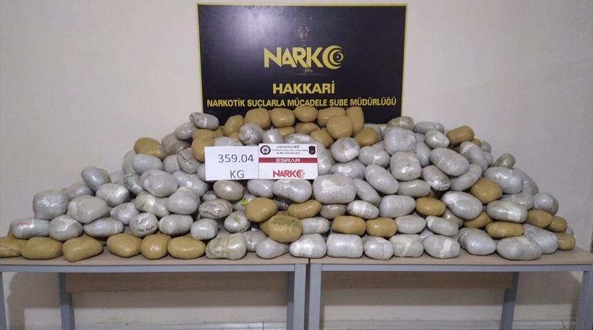 Hakkari'de 359 kilogram esrar ele ge&ccedil;irildi