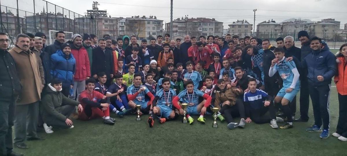 Okullar Arası Gen&ccedil; Erkekler Futbol İl Birinciliği tamamlandı