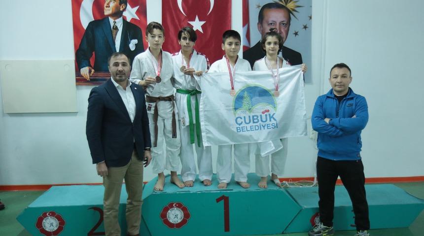 Judoda yıldızlar Ankara il se&ccedil;meleri yapıldı