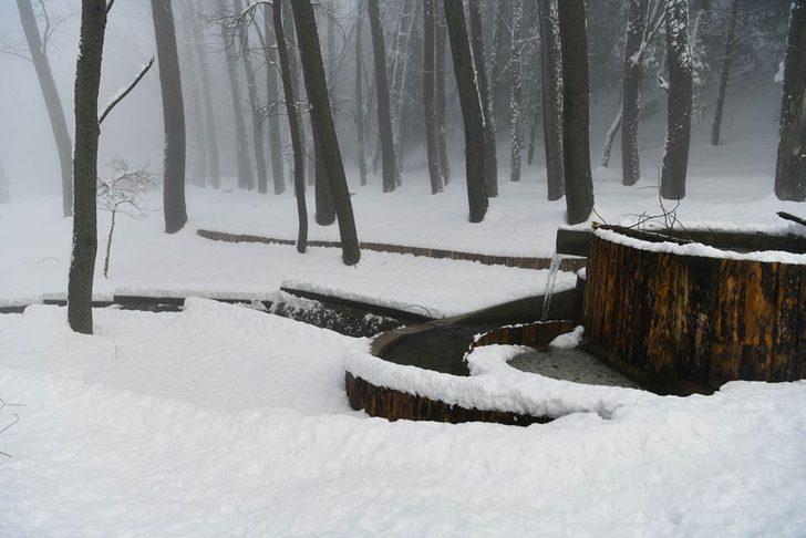 Gölcük’te kar yağışı sonrası kartpostallık görüntüler G4