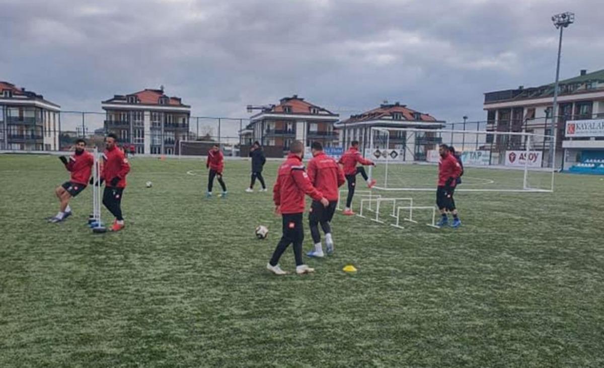 Kars 36 Spor transferler kadrosunu g&uuml;&ccedil;lendirdi