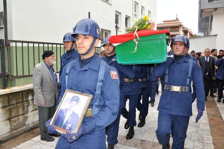 Kore Gazisi Alparslan gözyaşları ile uğurlandı G4