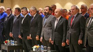 Nihat Özdemir ve Mecnun Otyakmaz'dan hakemlere destek 