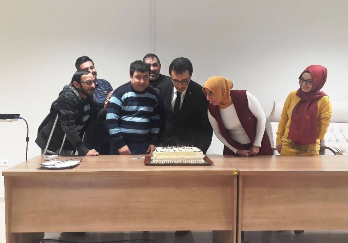 Sağlık-Sen g&ouml;rme engelli personeli unutmadı